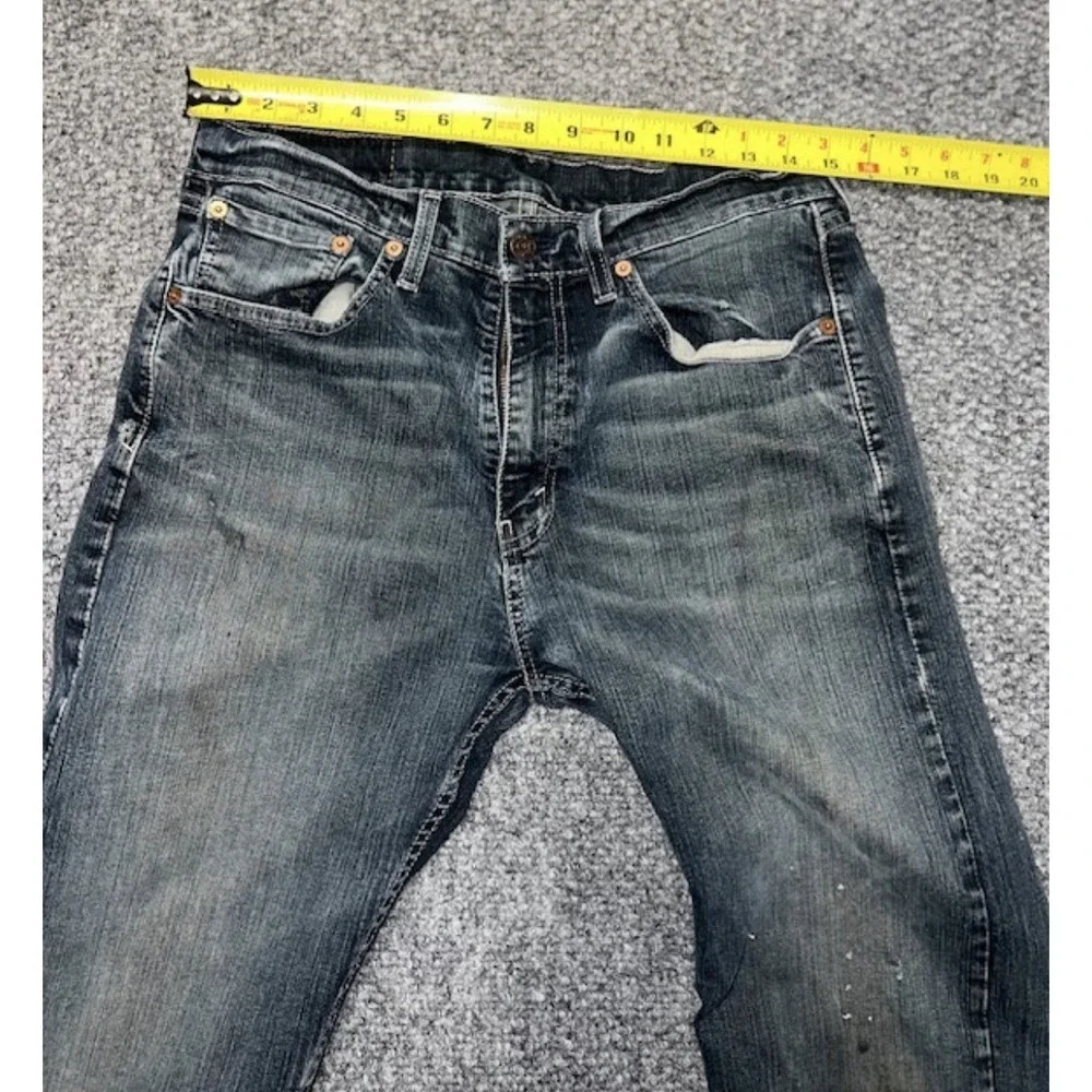 Levis measurements photos